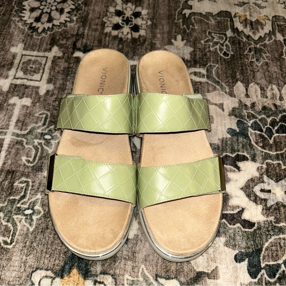 Womens Vionic Brandie Slide Platform Sandal Metallic Shine green Sz 11 - Picture 2 of 8